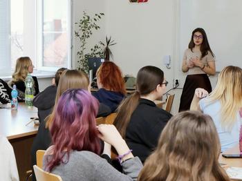 Freya pomáhá lidem žít naplno