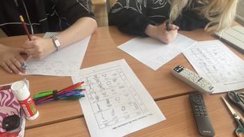 Když si studenti vyzkouší být na chvíli předškolákem