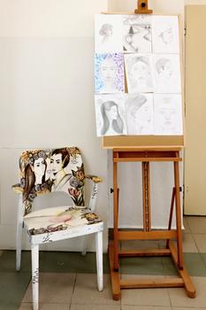 Když se chodby promění v malou galerii